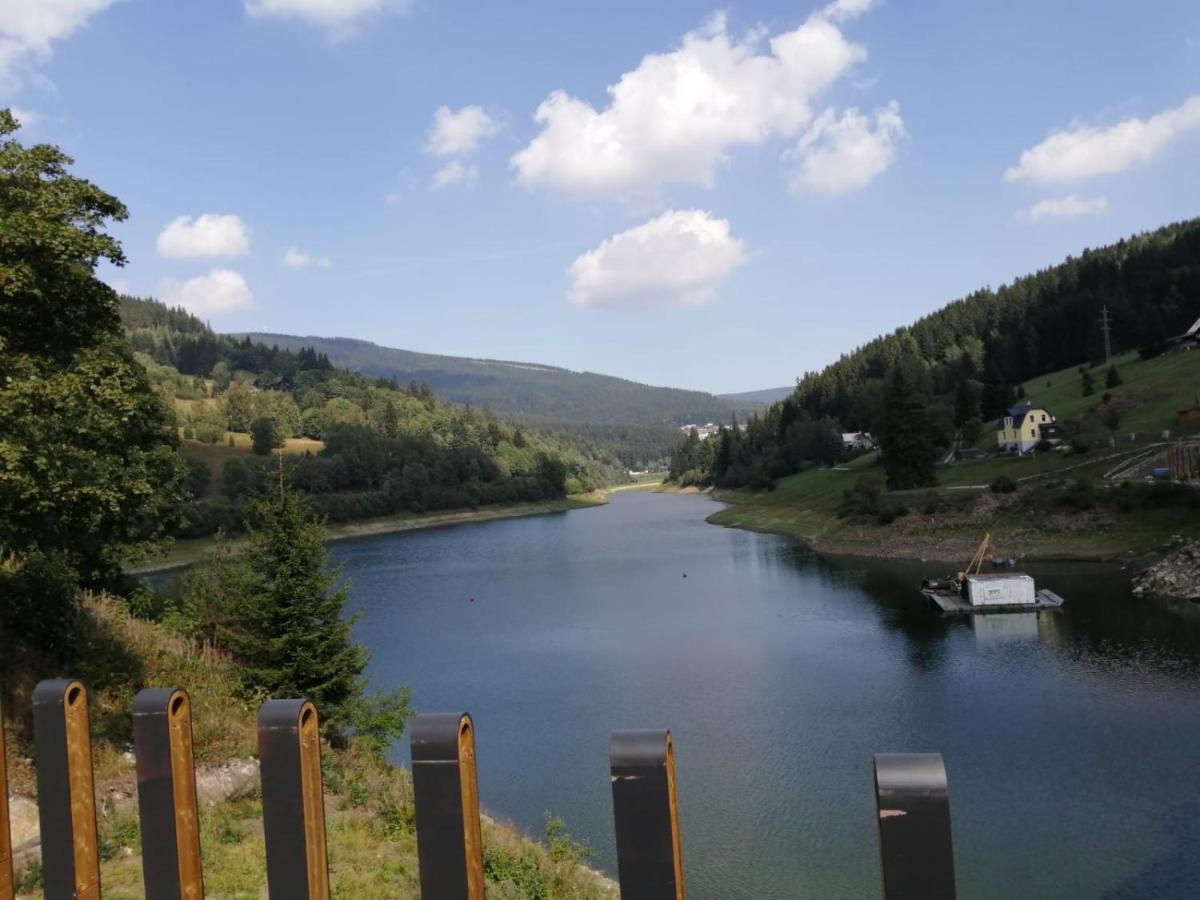Horní Mísečky 3kk mezonet E25 u sjezdovky Skiareál, max 6 osob Horni Misecky Exterior foto